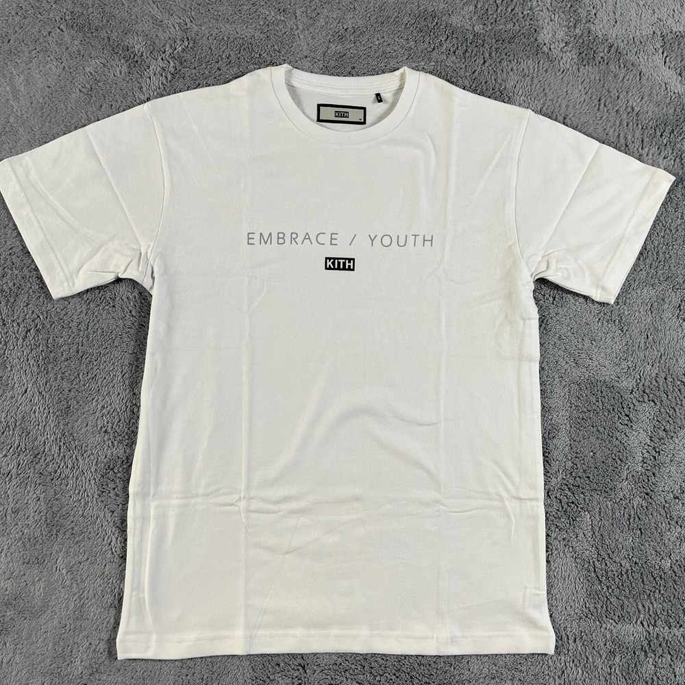 Kith Embrace Youth Logo Tee Mens Medium Shirt Japanese Rare Heavy Cotton